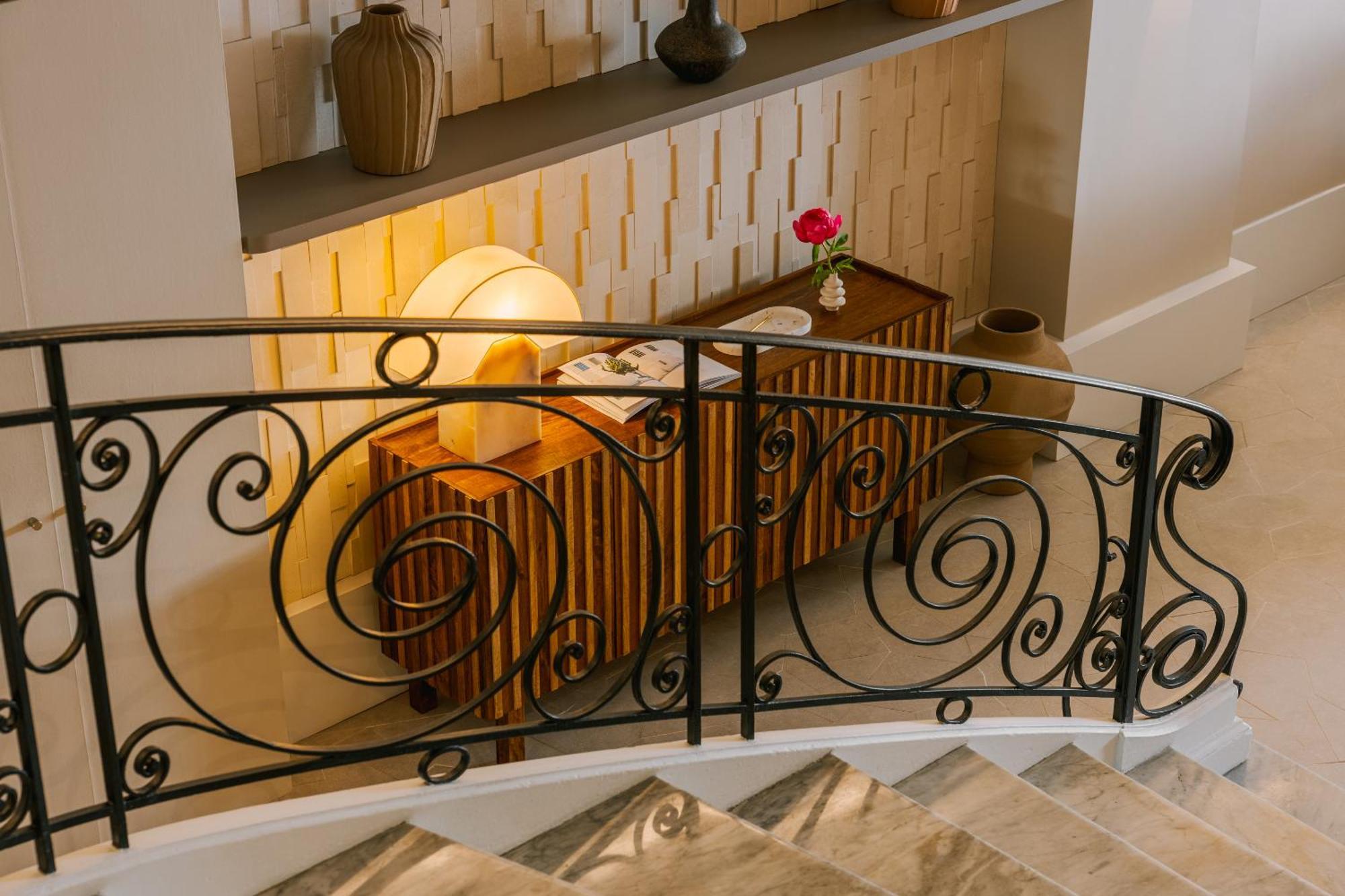 Yelo Lumiere Powered By Sonder Hotel Cannes Exterior photo