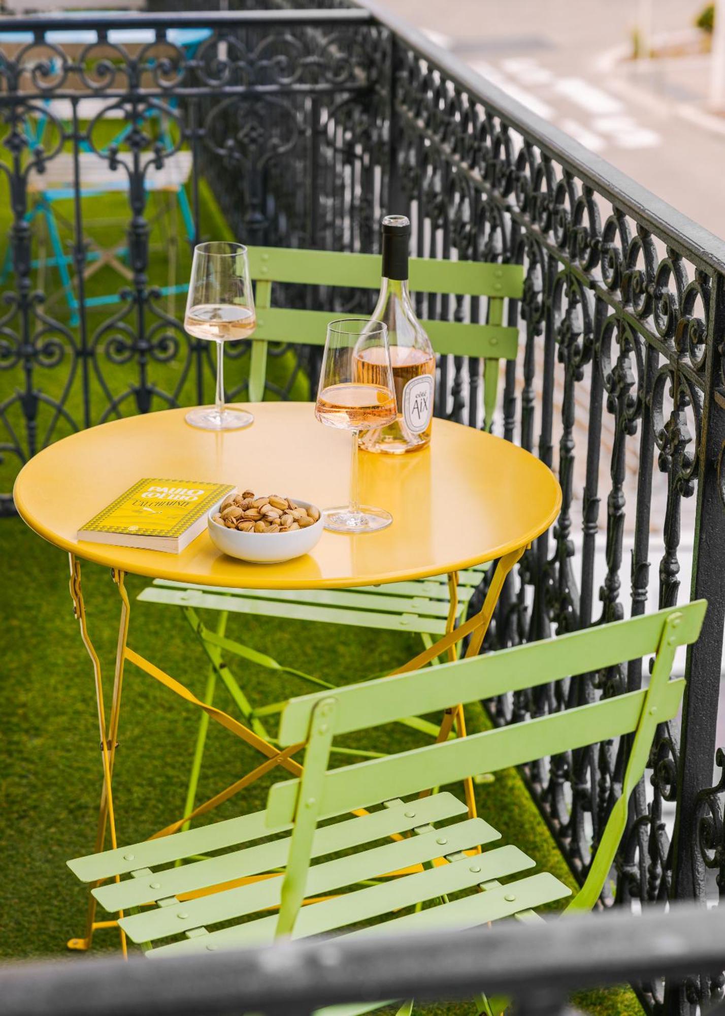 Yelo Lumiere Powered By Sonder Hotel Cannes Exterior photo