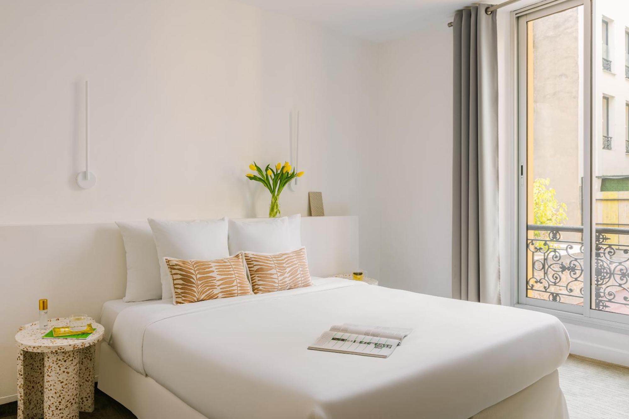 Yelo Lumiere Powered By Sonder Hotel Cannes Exterior photo